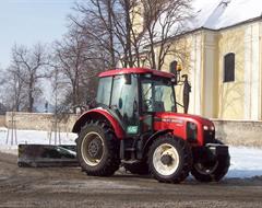 Traktor Zetor zimní údržba